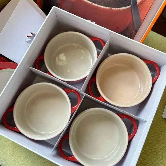 Le Creuset Stoneware Cherry Red Set of 4 Mini Cocottes with Recipe Book - Picture 5 of 15